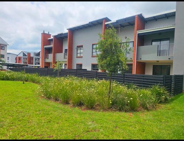 2 BEDROOM APARTMENT FOR SALE IN GLEN MARAIS